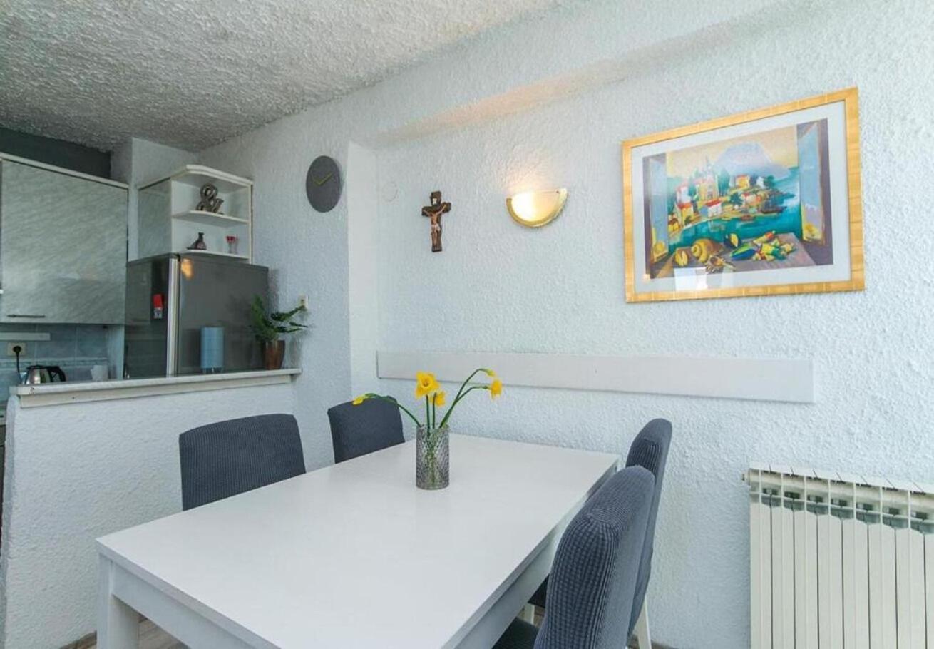 Apartment Jure Brist Exterior foto