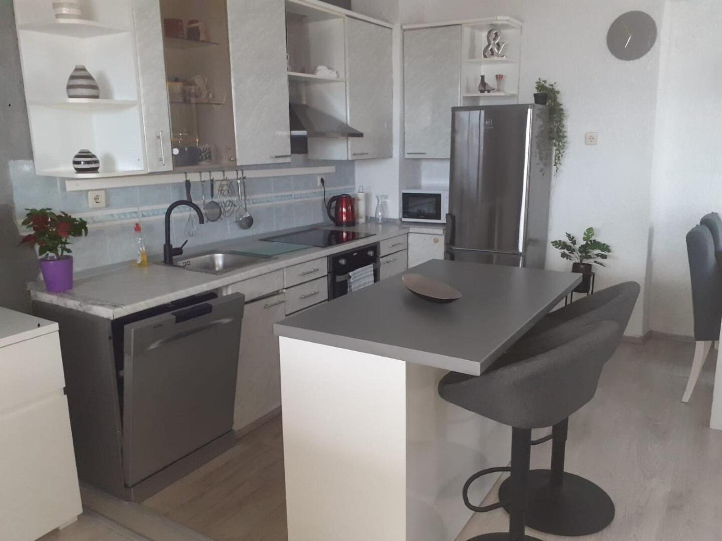 Apartment Jure Brist Exterior foto